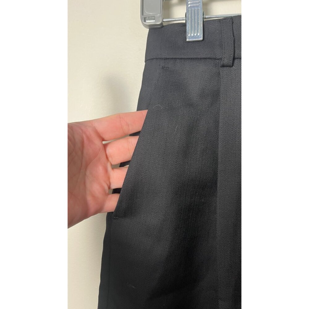 BNWOT ACNE STUDIOS KNEE LENGTH BERMUDA PLEAT SHORTS S - Picture 5 of 10